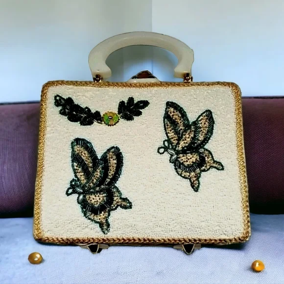 Vintage 1950s Mid Century ADELES Miami Beaded Lucite Wicker Box Bag - Picture 3 of 16